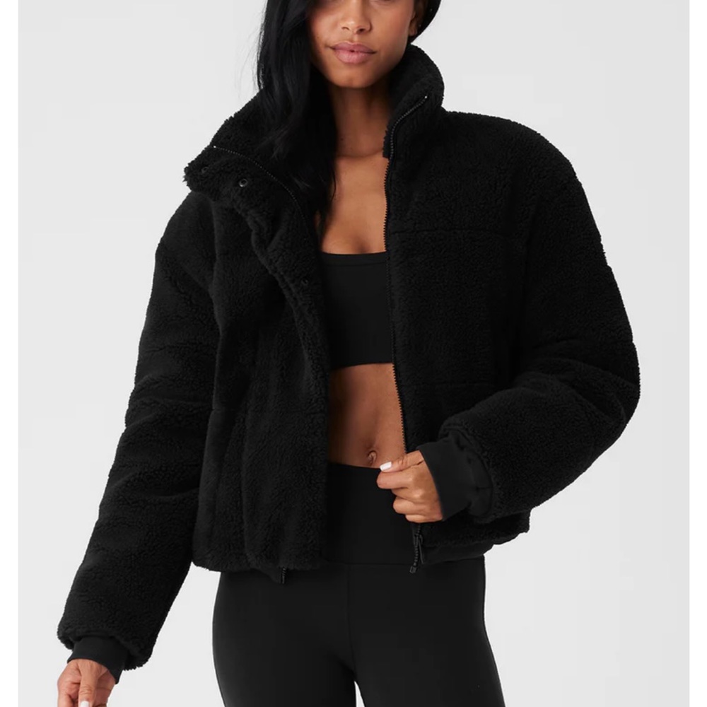 Alo “Sherpa snow angel puffer”